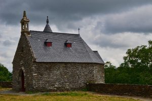 Le site de camping convivial à Rochefort, idéal pour des vacances en famille dans un cadre paisible